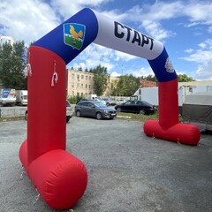 ТРИКОЛОР - Производственное предприятие АЭРО - Пневмокаркасные шатры и палатки,  надувные рекламные конструкции, надувные сцены, арки  и пневмокостюмы
