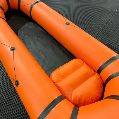 Надувной пакрафт для походов и сплавов "оранжево-чёрный" - Производственное предприятие АЭРО - Пневмокаркасные шатры и палатки,  надувные рекламные конструкции, надувные сцены, арки  и пневмокостюмы